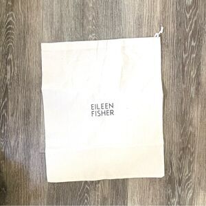 Eileen Fisher cream drawstring dust bag
